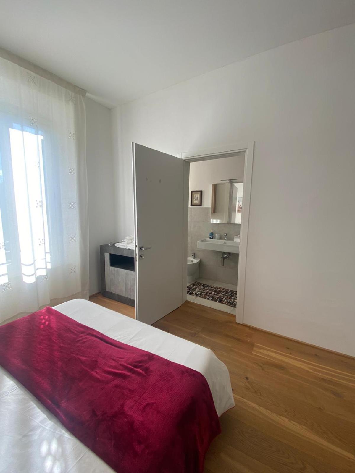 La Lanterna Sul Mare Villa Livorno Buitenkant foto